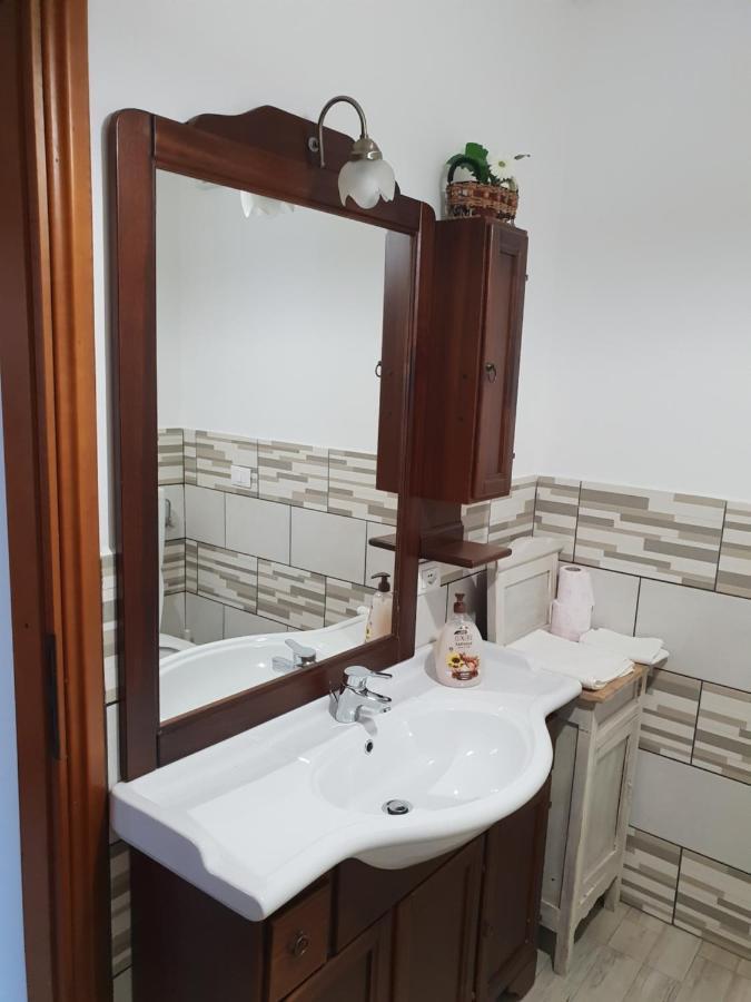 Casa Vacanze L'Agrifoglio Bed & Breakfast Magliolo Exterior photo