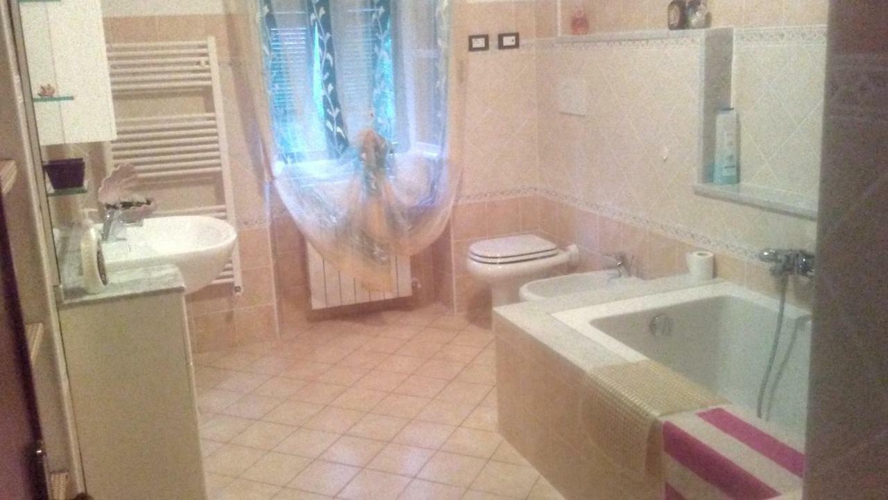 Casa Vacanze L'Agrifoglio Bed & Breakfast Magliolo Exterior photo