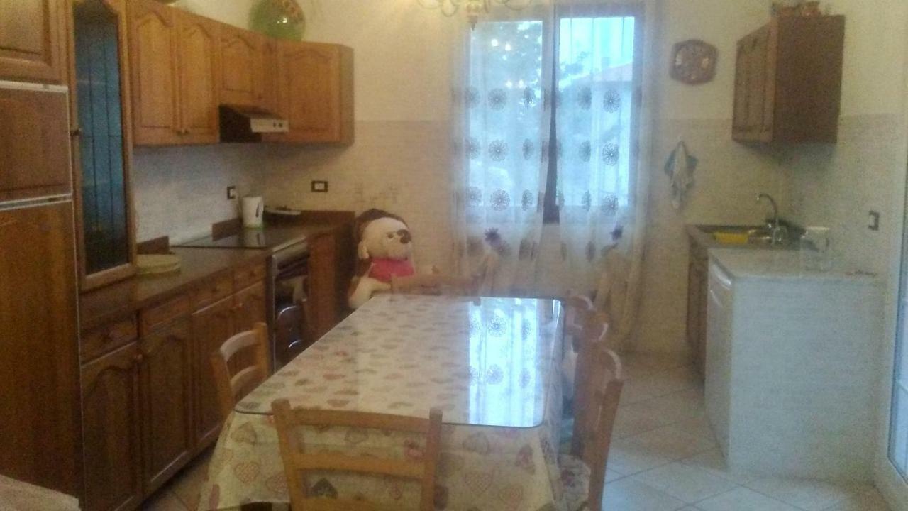 Casa Vacanze L'Agrifoglio Bed & Breakfast Magliolo Exterior photo